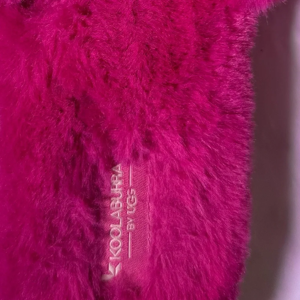 Koolaburra Fuzzy Magenta Kids Slippers